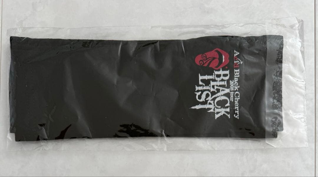 Acid Black Cherry 【 アームウォーマー】 BLACKLIST