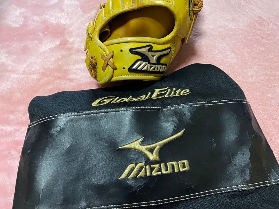 Mizuno Global Elite グローブ イエロー 収納袋付き