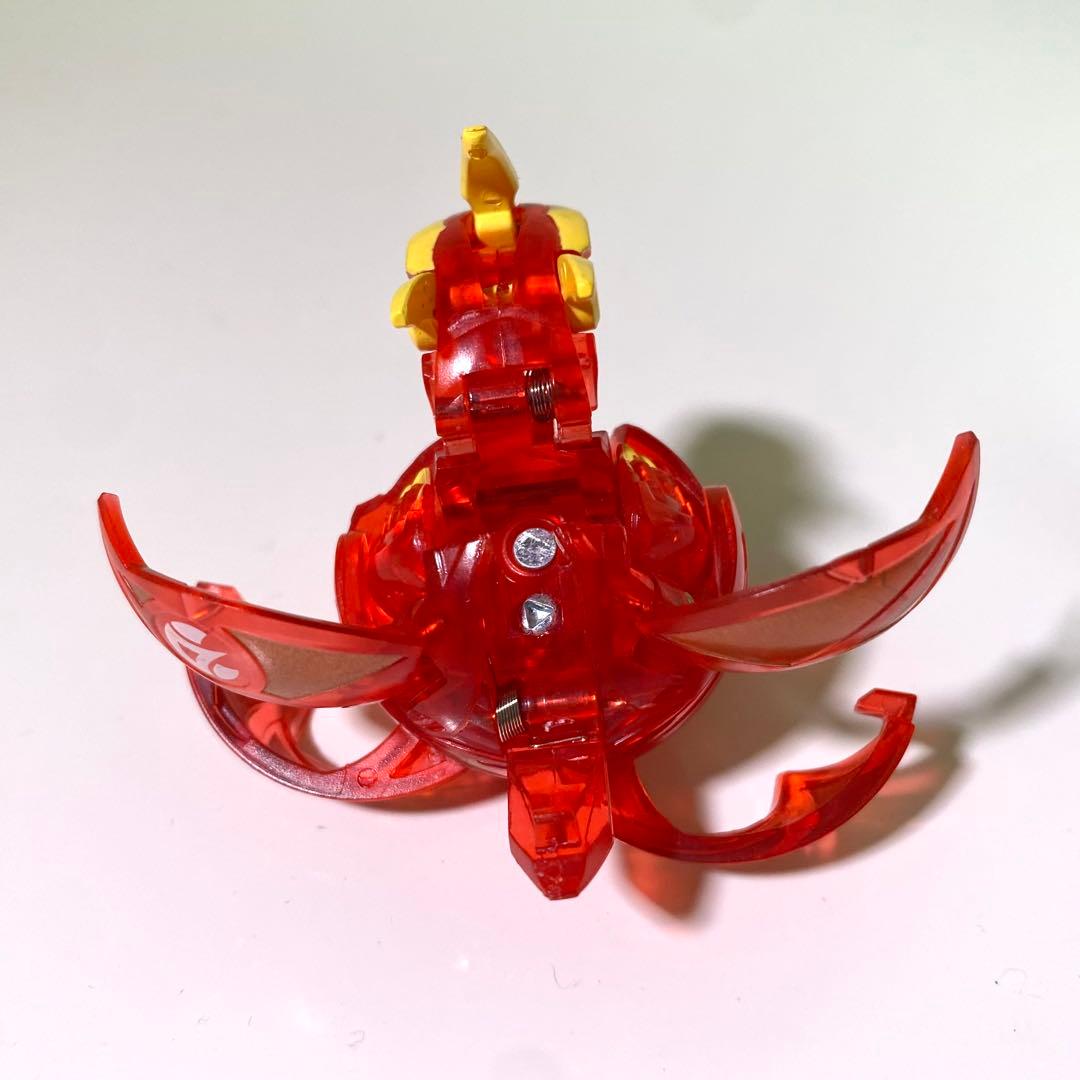 爆丸　クロス・ドラゴノイド クリア DS ディフェンダーオブザコア限定