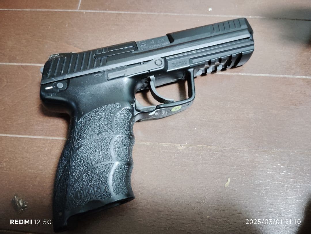 電動GLOCK18Cとガス式HK45セット！