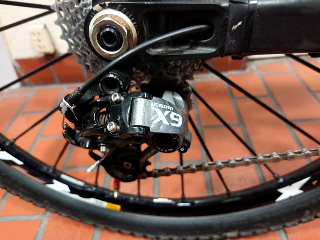 Devinci Dixon Carbon 26インチ フルサス MTB