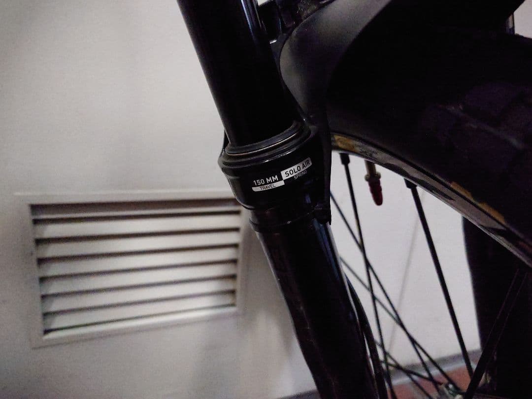Devinci Dixon Carbon 26インチ フルサス MTB