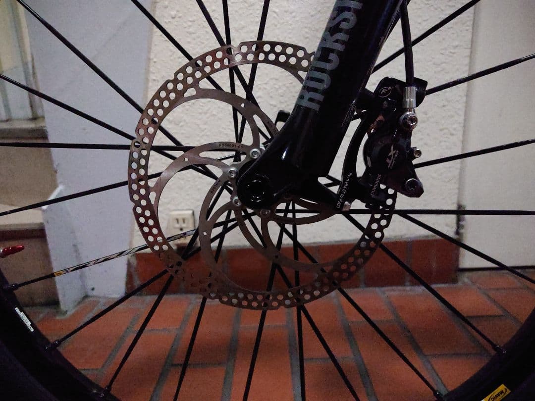 Devinci Dixon Carbon 26インチ フルサス MTB