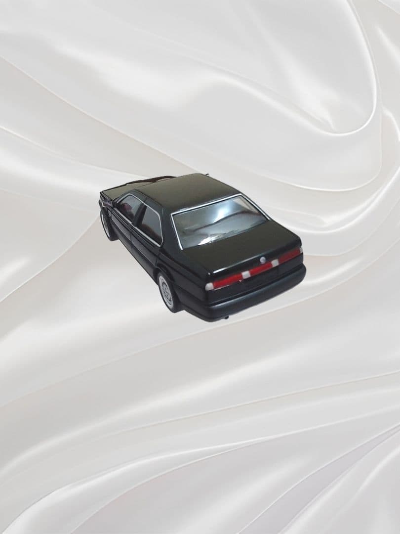 アルファロメオ164 ALEZAN 1/43 ミニカー