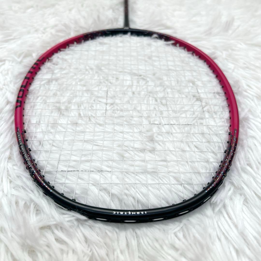 【新品級】ヨネックス ボルトリック VOLTRIC 30 バトミントンラケット