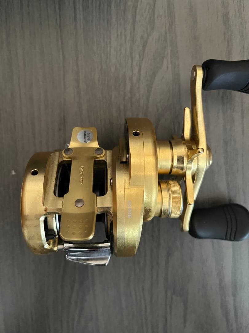 SHIMANO カルカッタコンクエスト 201