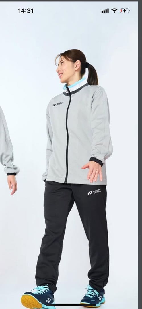YONEX グレー ウォームアップウェア xo