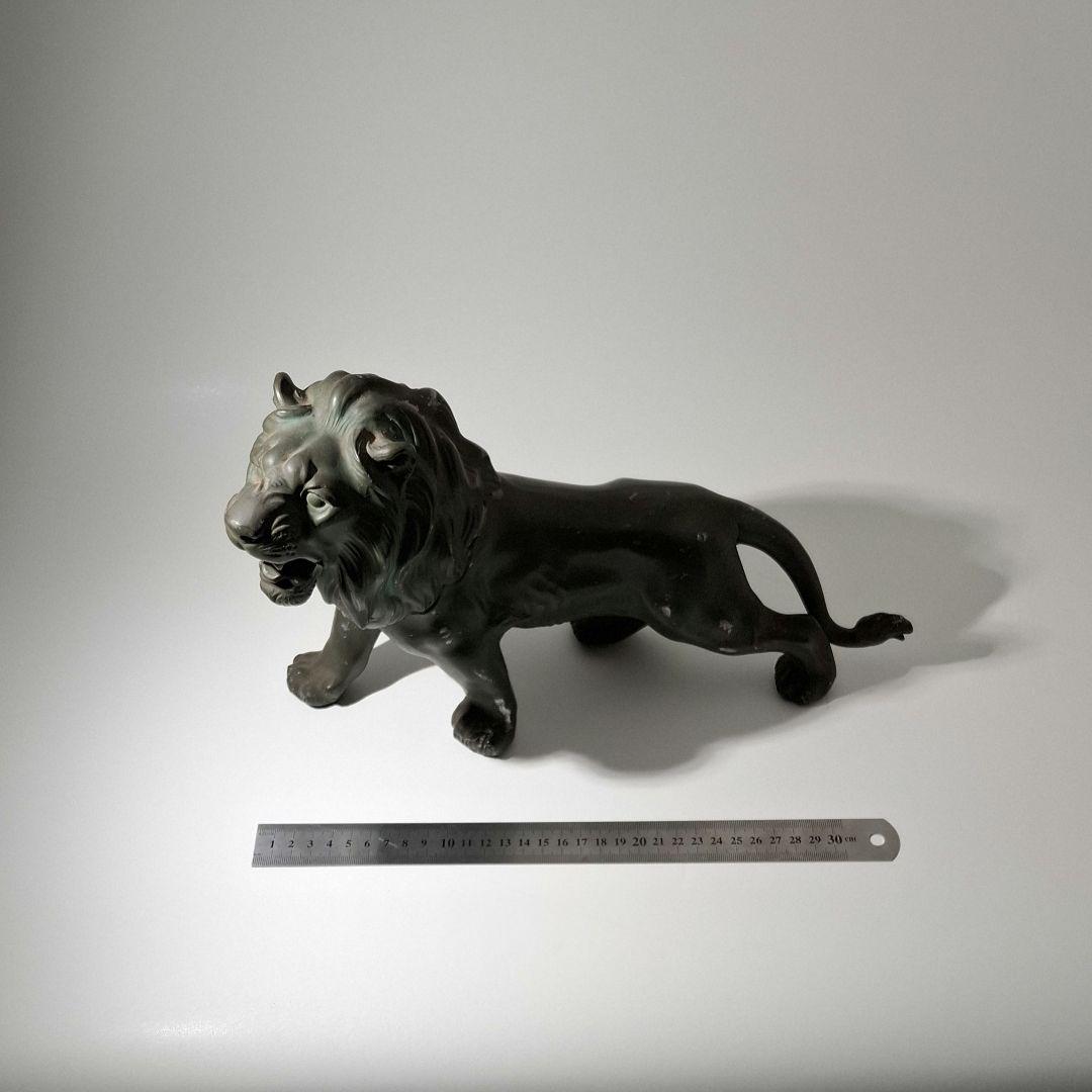 ヴィンテージ ライオン 置物 重厚 2.3kg 縁起物 風水 彫刻 オブジェ