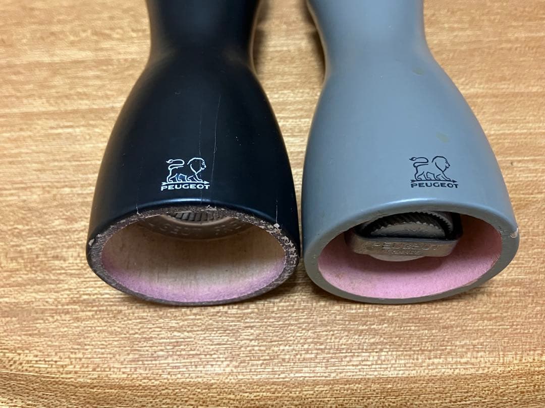 PEUGEOT プジョー ソルトミル&ペッパーミル　２本セット