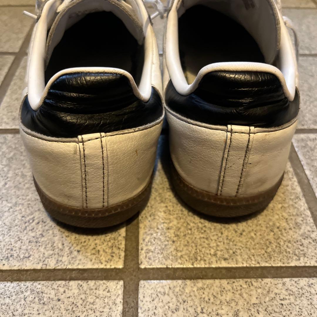adidas スニーカー ホワイト/ブラック