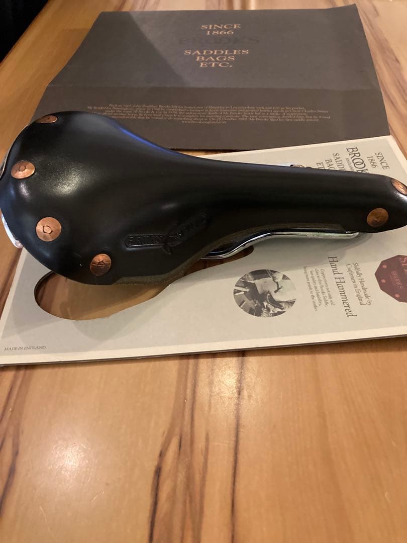 未使用品 Brooks Swift サドル ブラック