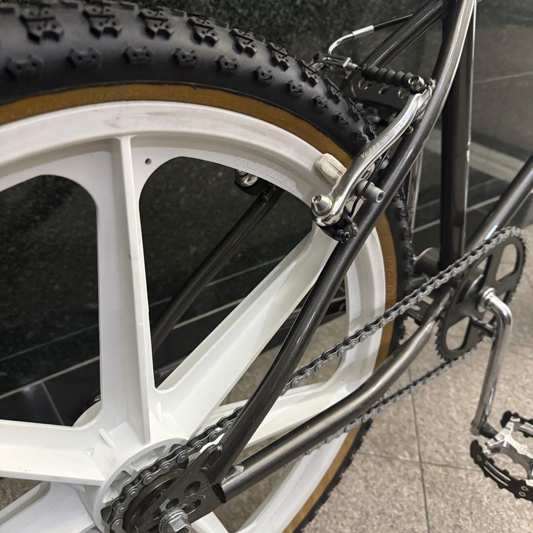 美中古KUWAHARA SURVIVOR 24 4th Lot custom