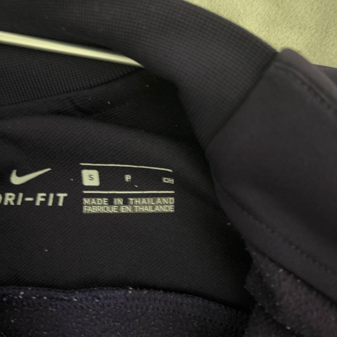 s*3様 ⚠️16日で出品取消　FC Barcelona Nike ジャージセッ