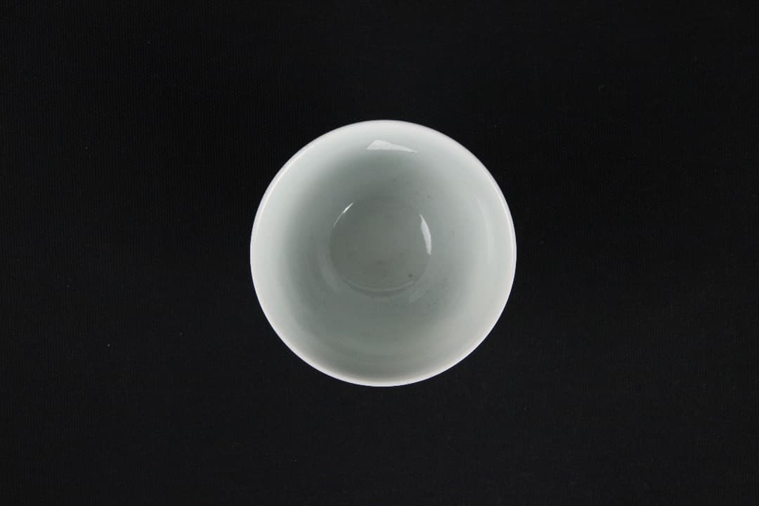 中国美術　青花人物図　杯　盃　成化年製款　景徳鎮　清代　古陶磁器 ES19-12