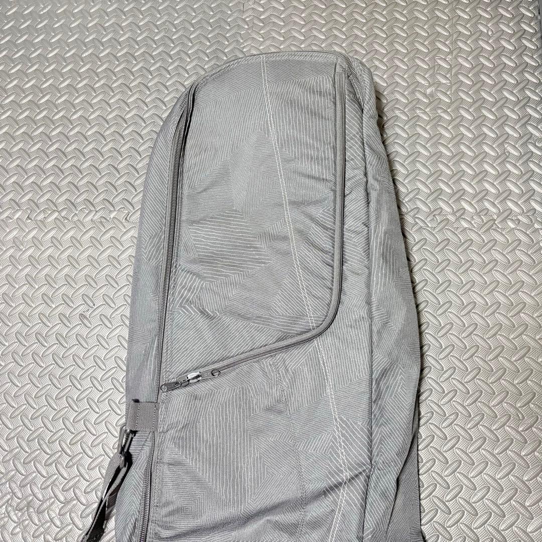 DAKINE スノーボードバッグ 157 シューズケース付き　キャリーケース