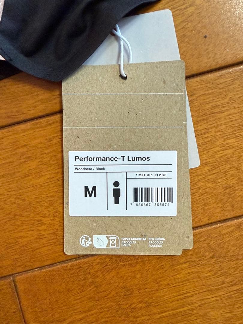 【未使用品】On パフォーマンス-T Lumos
