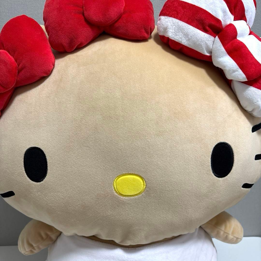 日焼けキティ　ビッグぬいぐるみ　アベイル　完売品　サンリオ