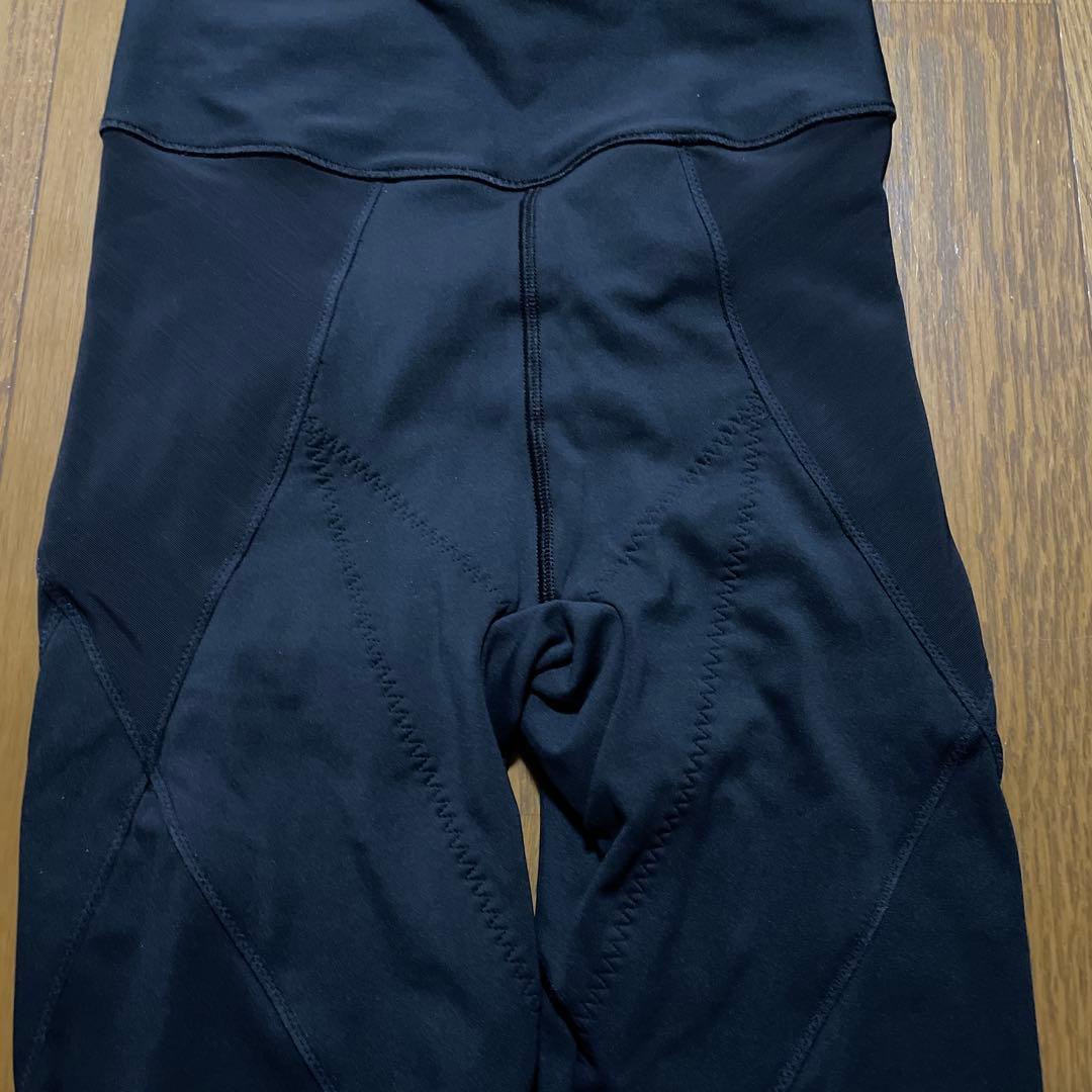 【美品】未使用　LAVA レギンス　トップスセット
