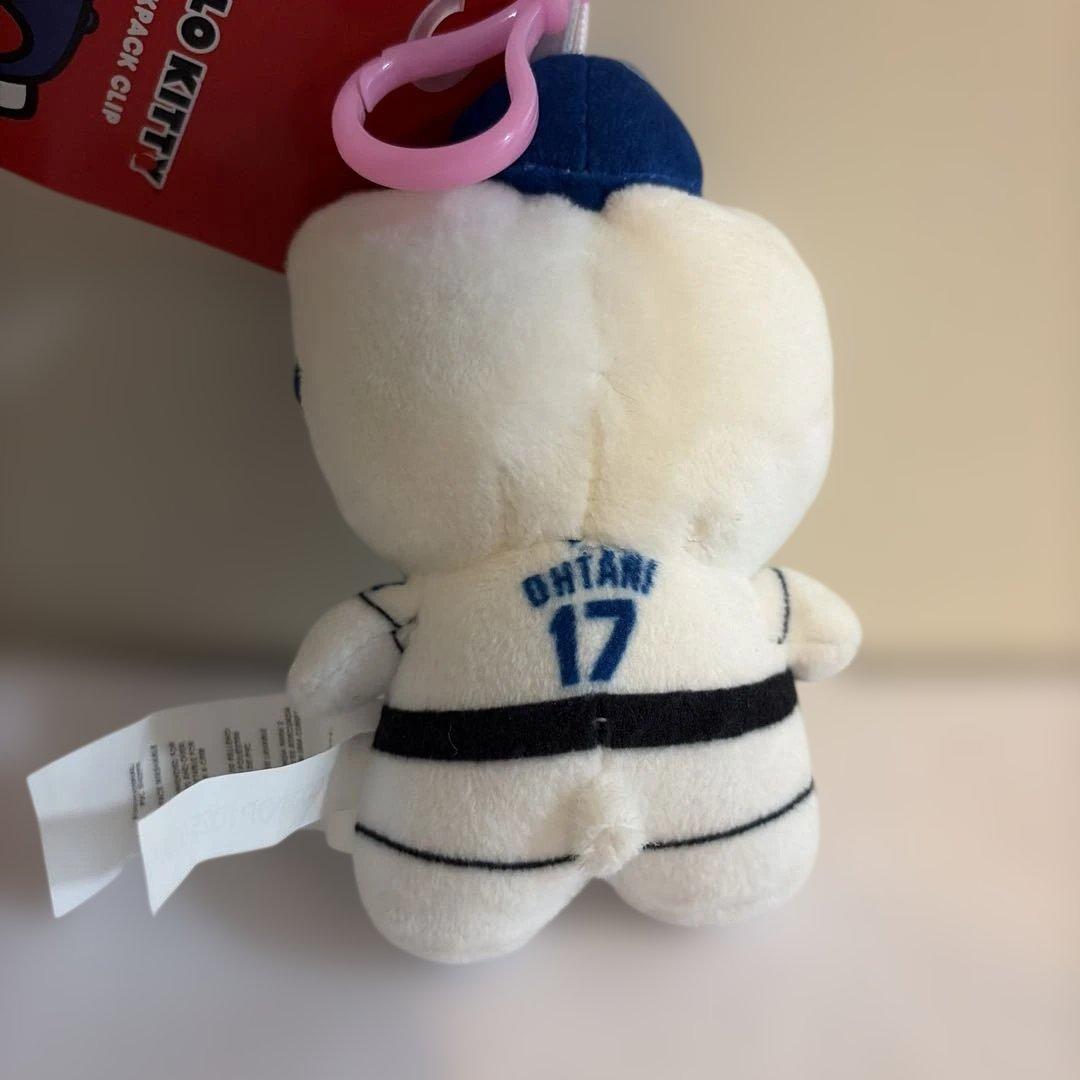 希少 レア Hello Kitty キーホルダー ドジャース 17番 大谷翔平