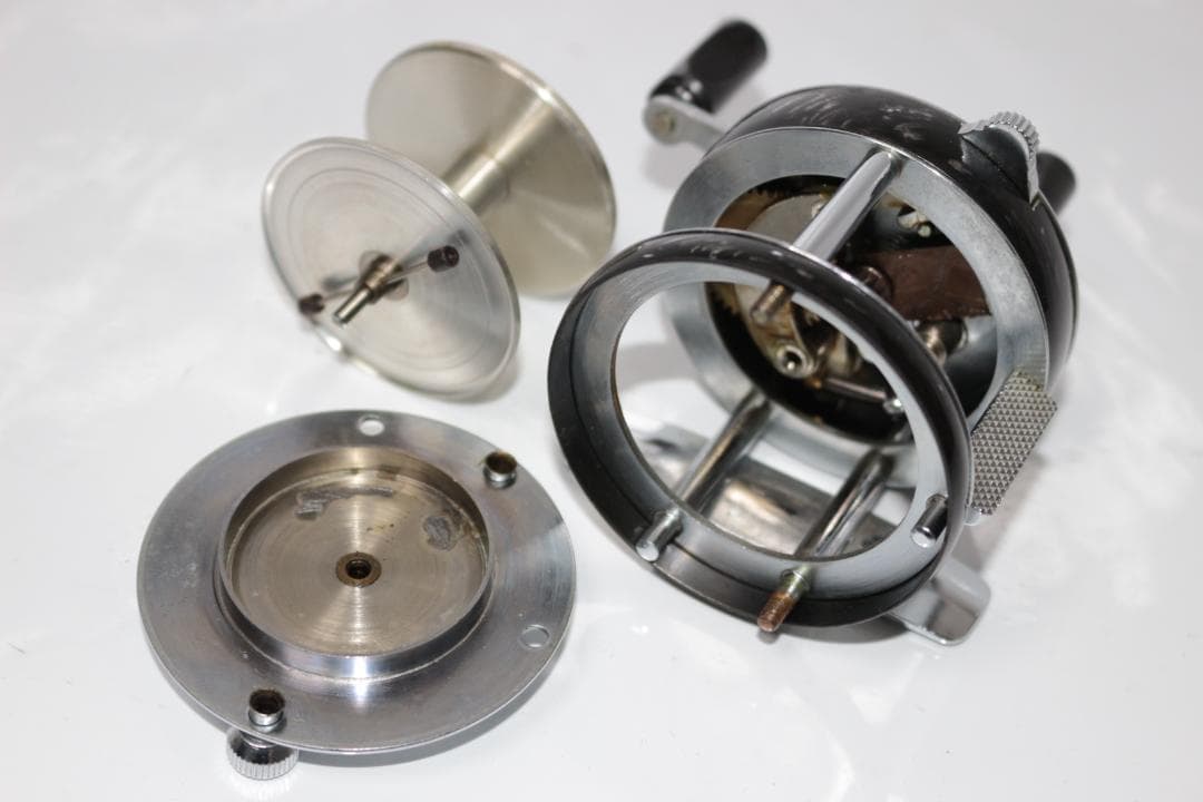 オールドアブ　ABU　2100 Sport　遠投用リール　1960年代
