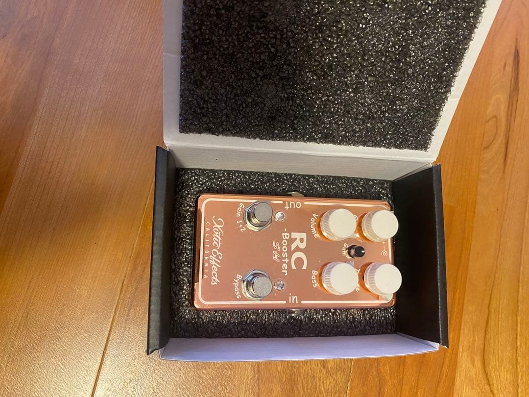 Xotic Effects RC-Booster SH 限定カラー