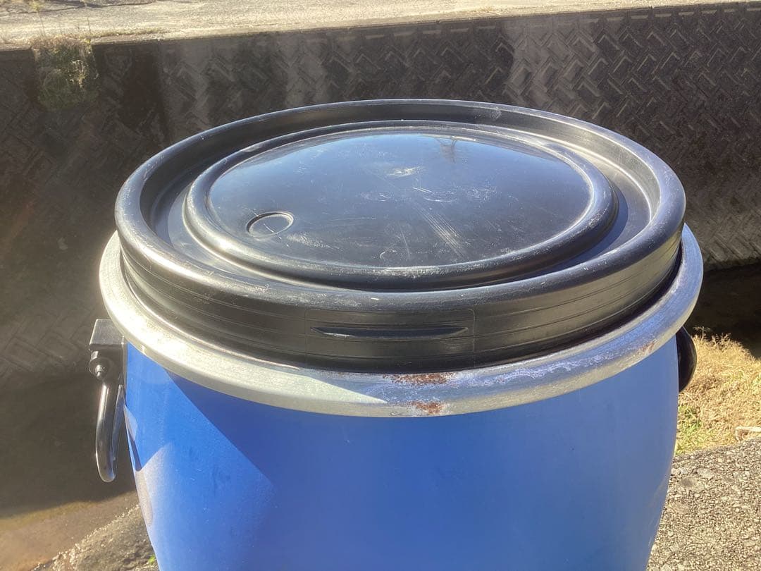 130プラスチックドラム　ポリタンク　オープンタイプ　200ℓ＋60ℓ 送料込み