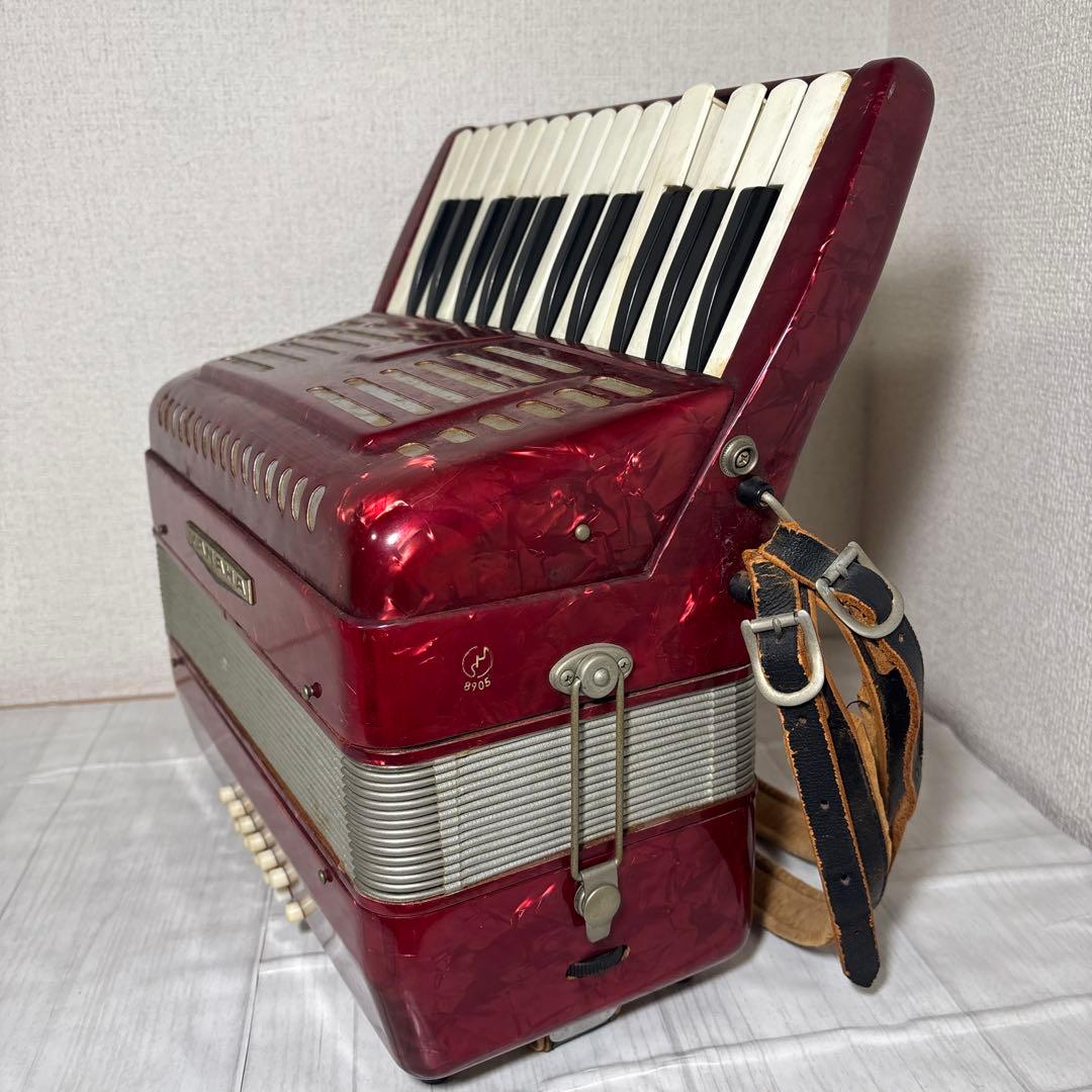 YAMAHA アコーディオン 赤 25鍵盤　8905