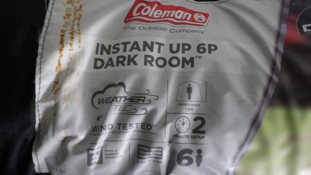 1051/Coleman Instant Up 6P Dark Room テント