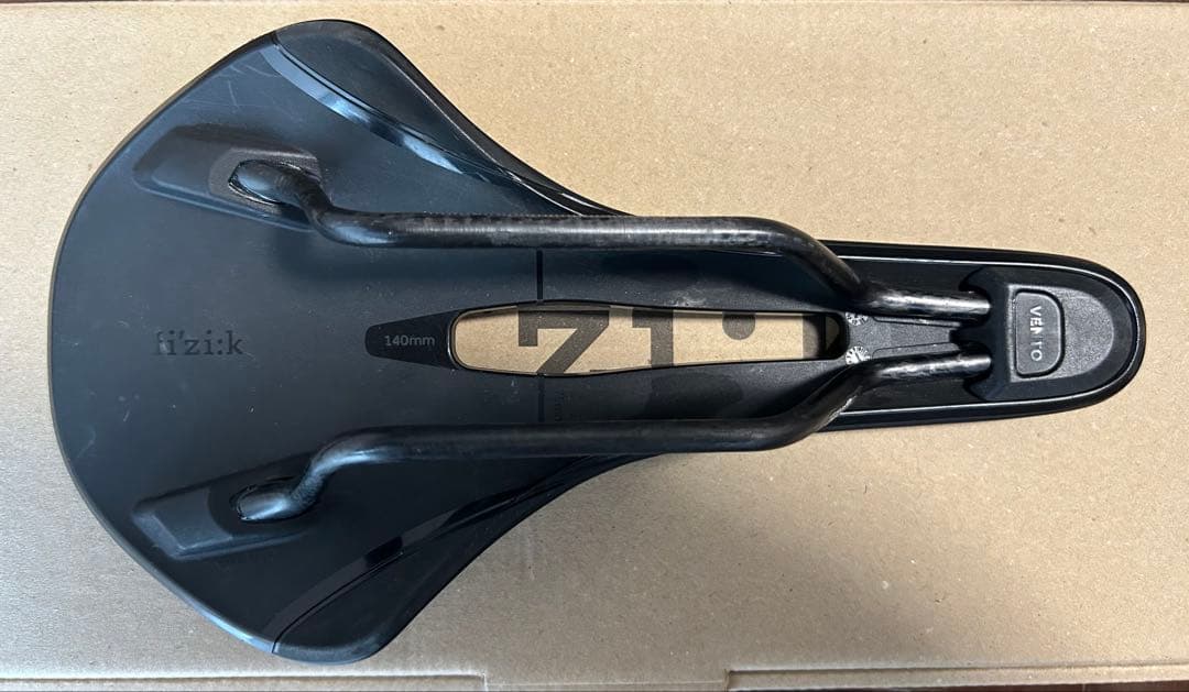 フィジーク VENTO ANTARES R1