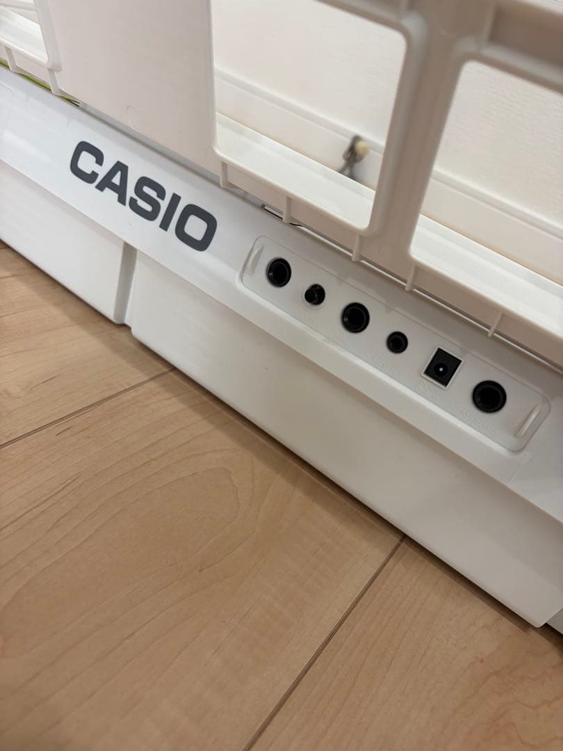 カシオ　光ナビゲーションキーボードLK-511 カバーおまけ （スタンド別売）