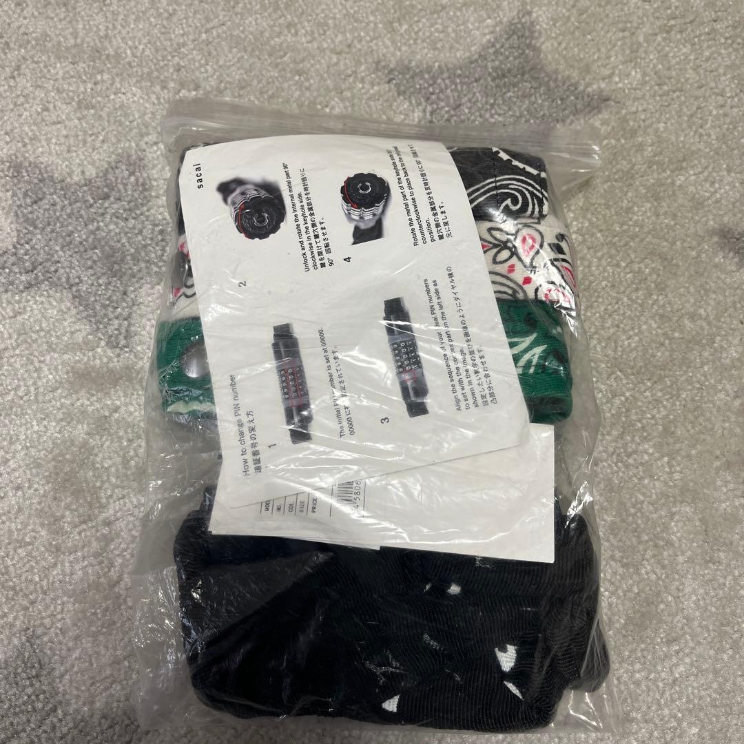 sacai ロックチェーン