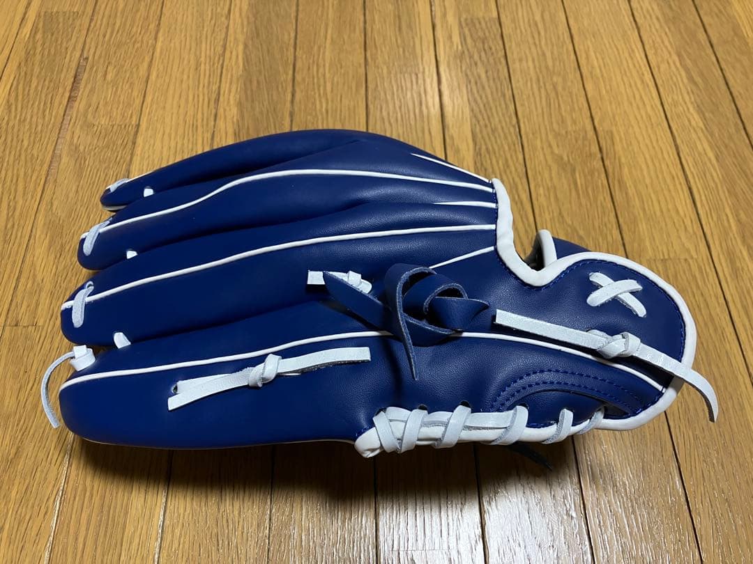 横浜DeNAベイスターズ ファンクラブ特典 軟式グローブ 外野手用