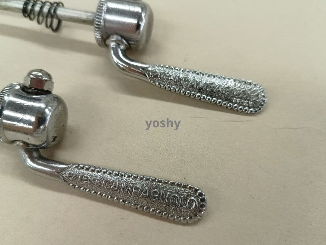 82 【中古美品】CAMPAGNOLO　カンパニョーロ　スモールハブセット