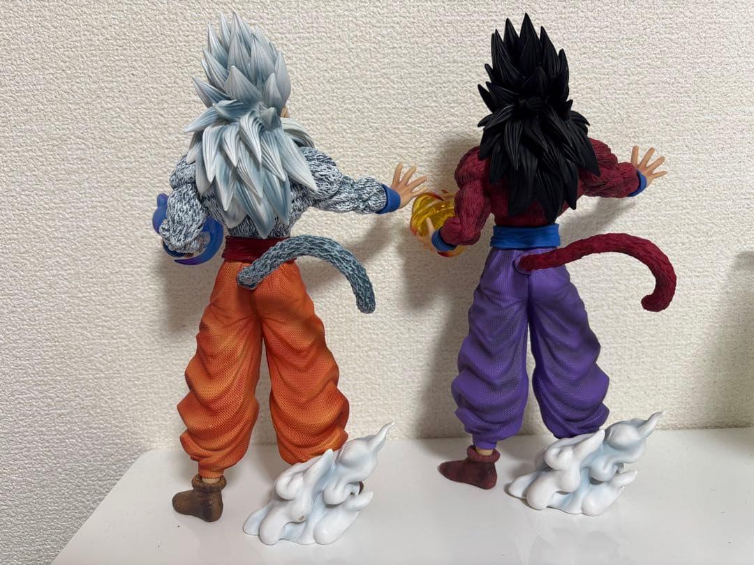 ⭐︎ドラゴンボール　孫悟飯超サイヤ人２体セット⭐︎ 新品　箱無し　海外製　28cm