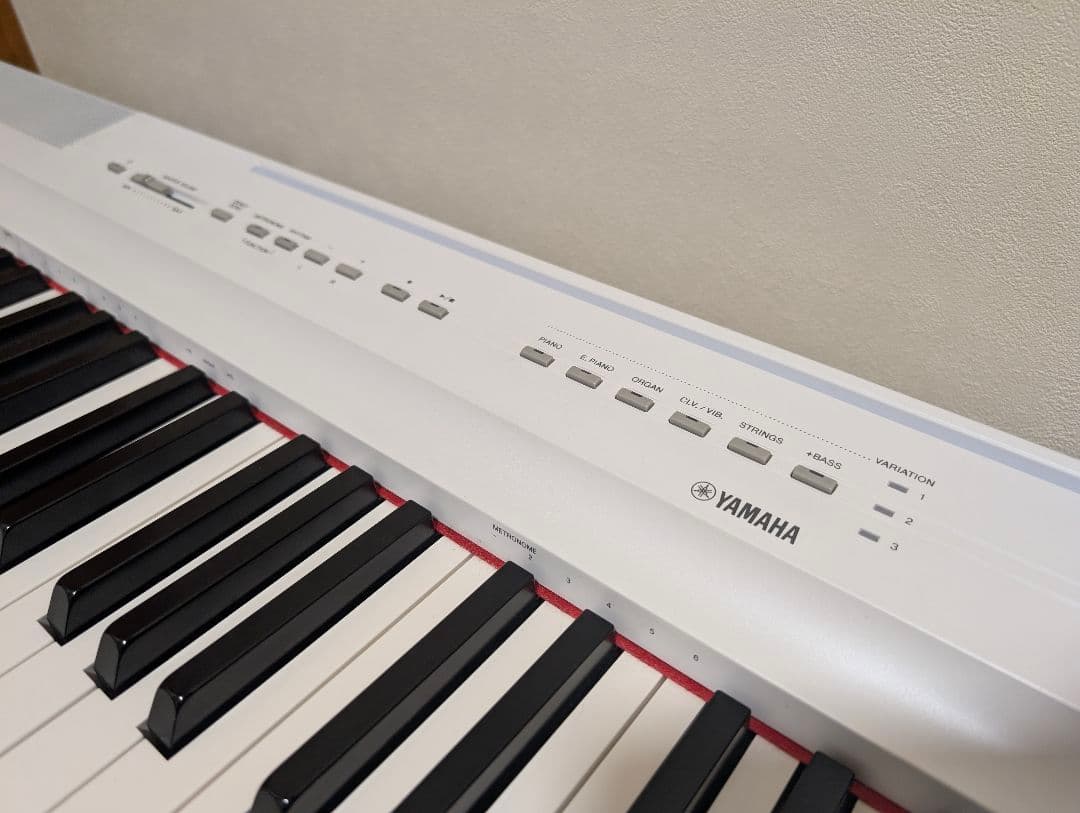 【美品】YAMAHA P-125H ホワイト 88鍵 電子ピアノ