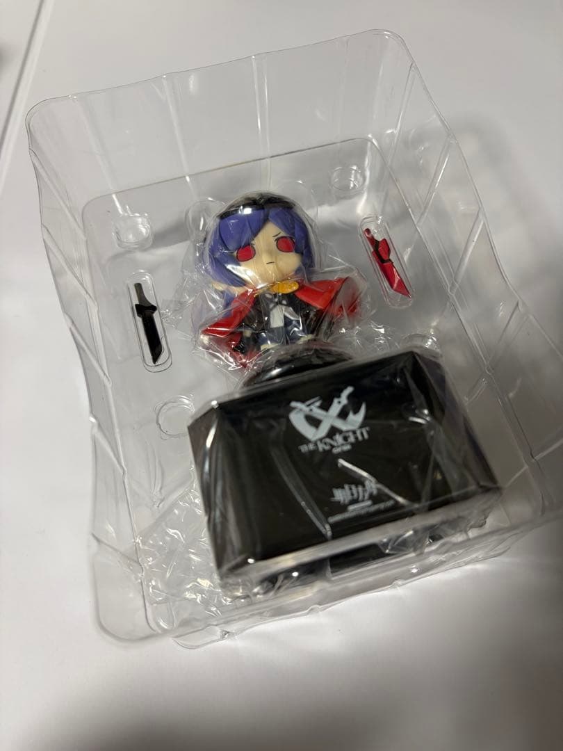 アークナイツ　チェスピースシリーズ 第1弾セット　アーミヤ・ケルシー・チェン