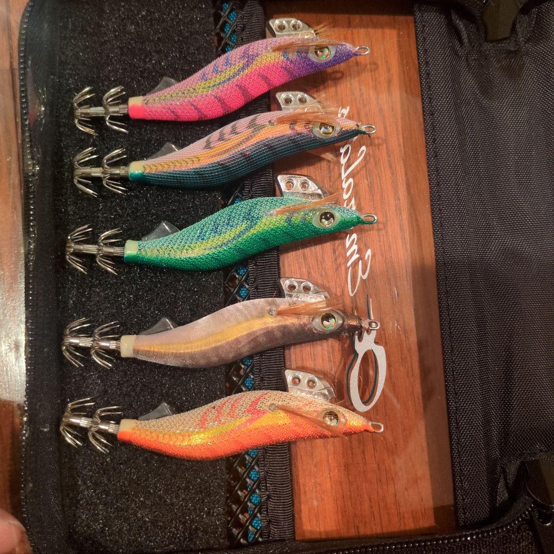 エギ王　 2.5 号　12個セット ケース付き