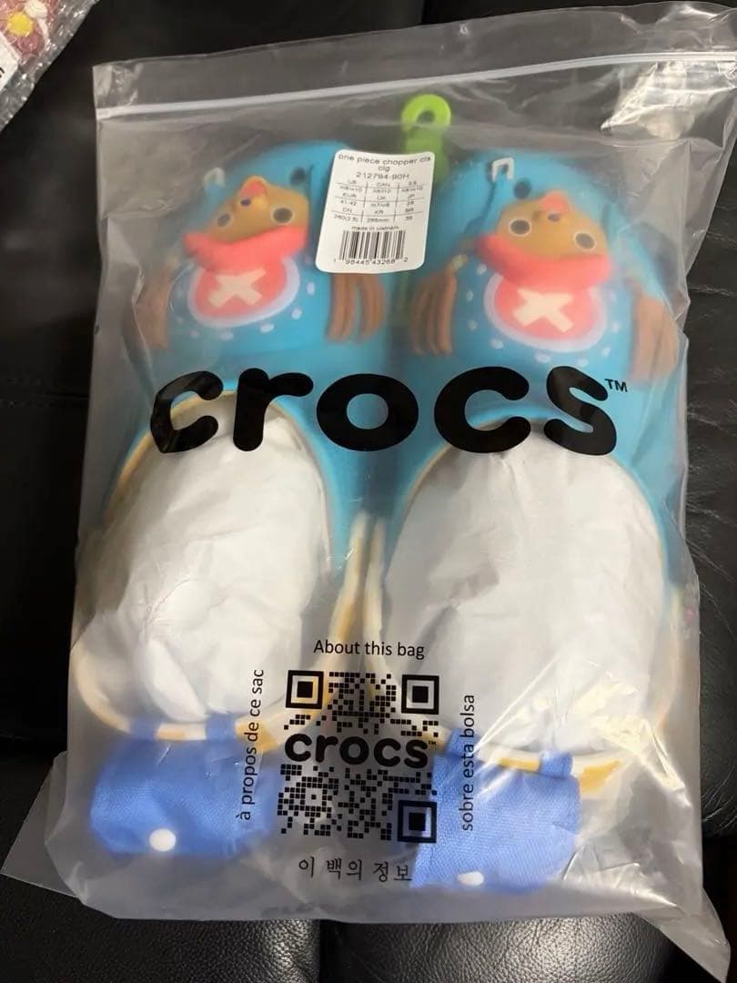 ONE PIECE × CROCS