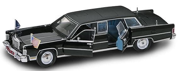 ミニカー 1972 Lincoln Continental Reagan Car 1:24