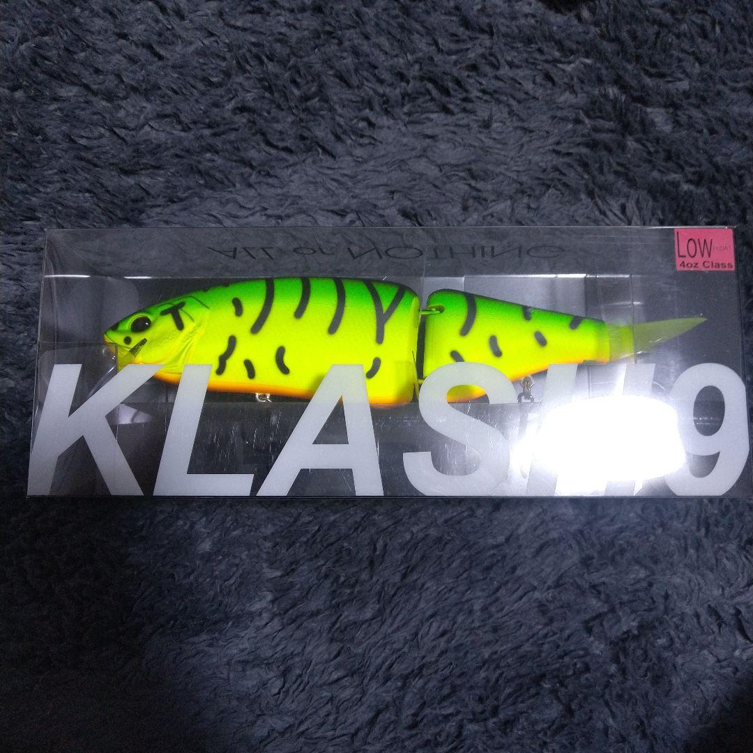 DRT クラッシュナイン Low ヴィレッジタイガー