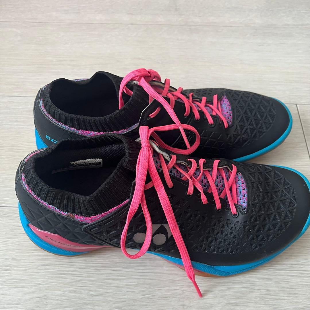 ✨️美品✨️ YONEX バドミントンシューズ 24cm 袋付き