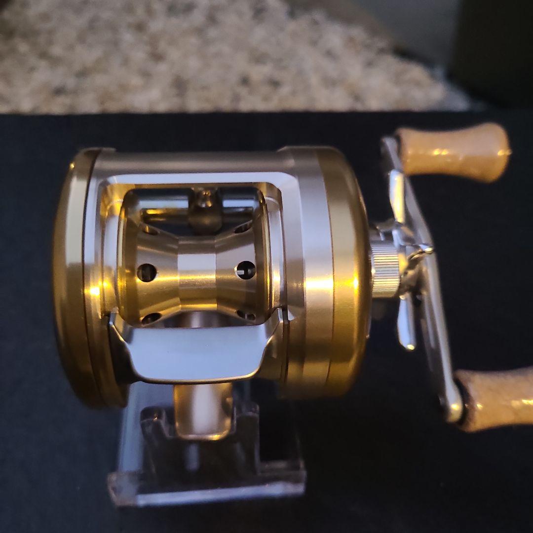 Daiwa CV-Z253 ベイトリール 新品未使用 デッドストック品