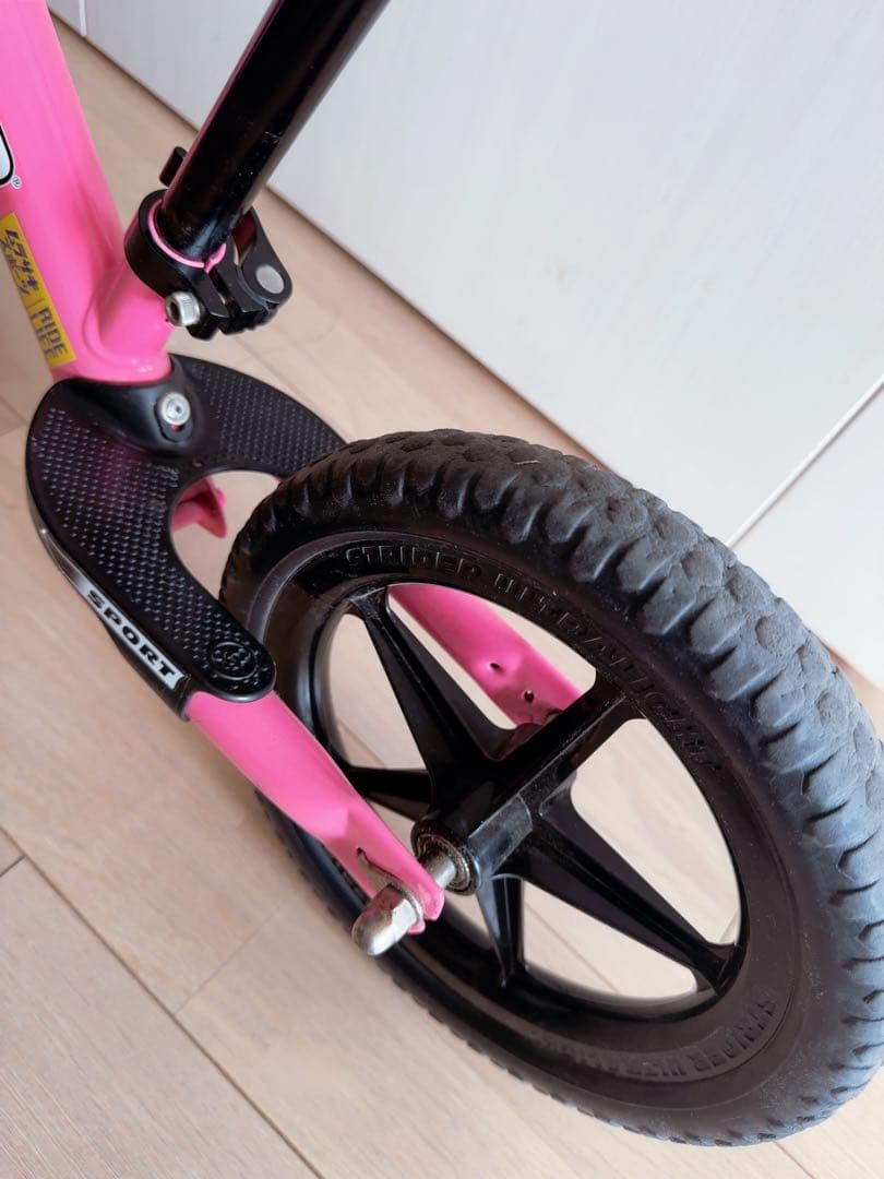 ストライダー日本正規品 STRIDER ストライダー スポーツモデル 12インチ