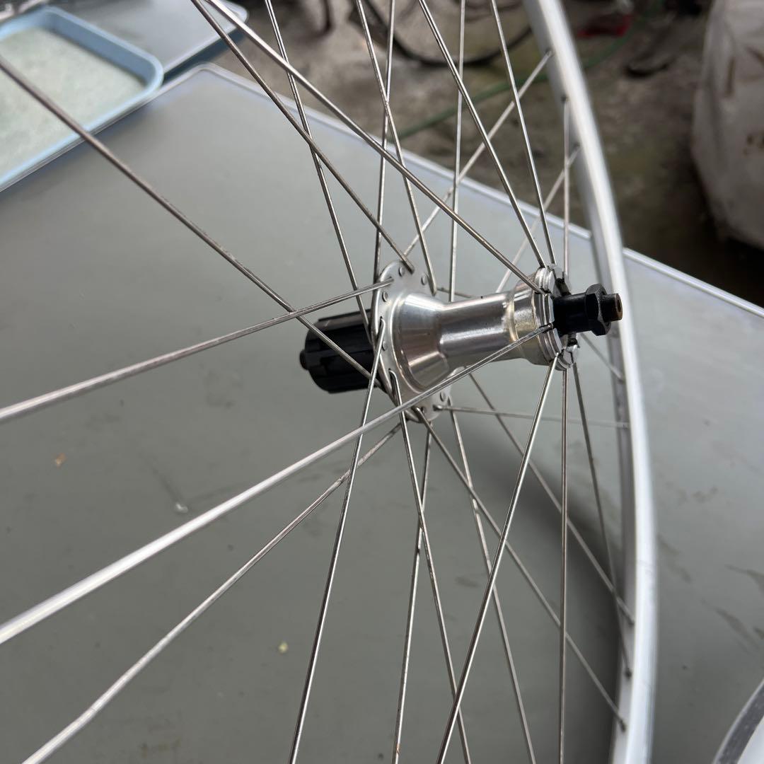 Campagnolo 完組ホイール ホワイトリム