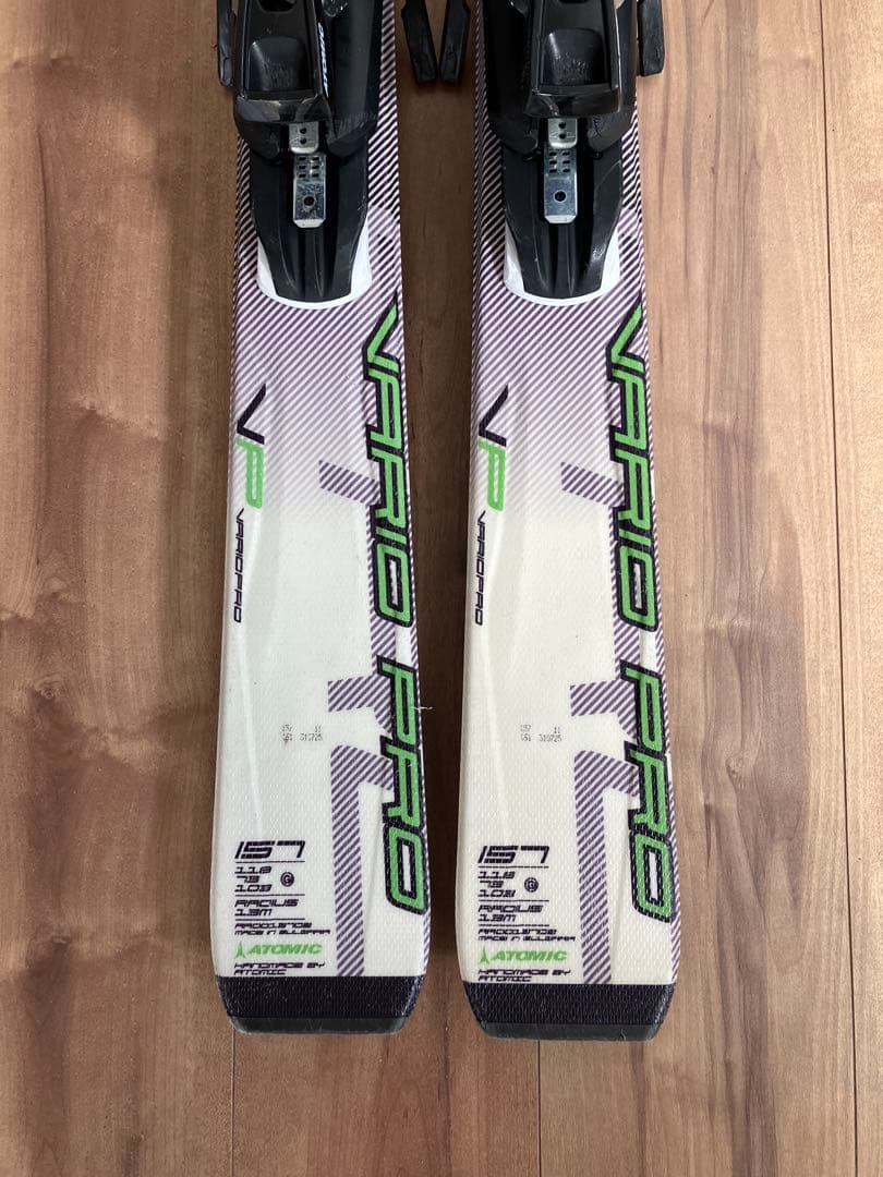 スキー板　ATOMIC 157cm