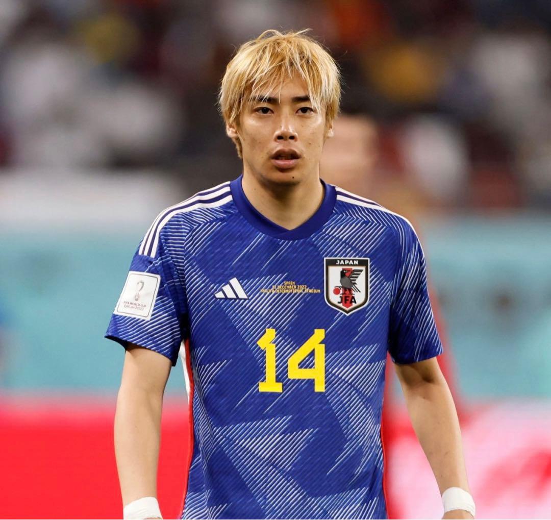 日本代表 伊東純也 2022W杯 ユニフォーム スタッドランス 選手用