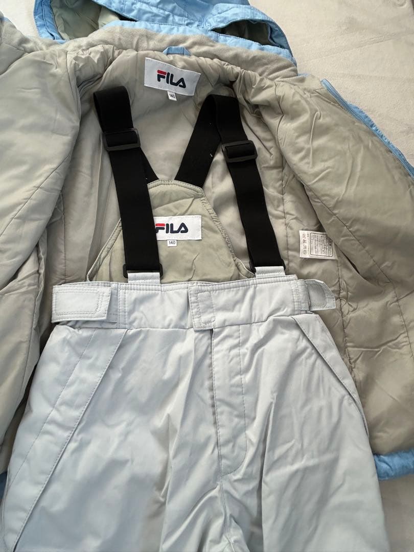 ❄️美品❄️ FILA 子ども用スキーウェア 上下セット 水色