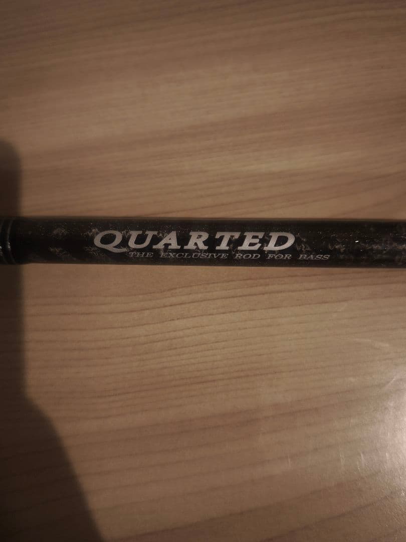 美品　QUARTED SLASH QT-C742XH