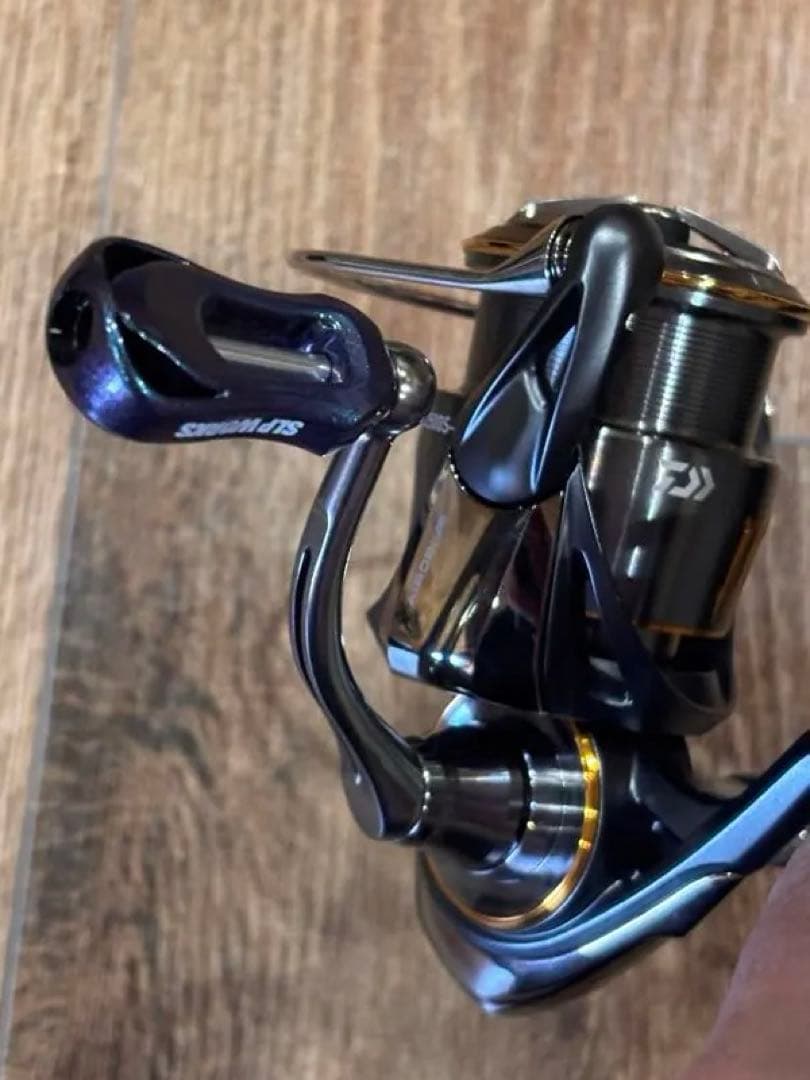 ☆超美品カスタム★DAIWA 23エアリティ LT2500S-XH