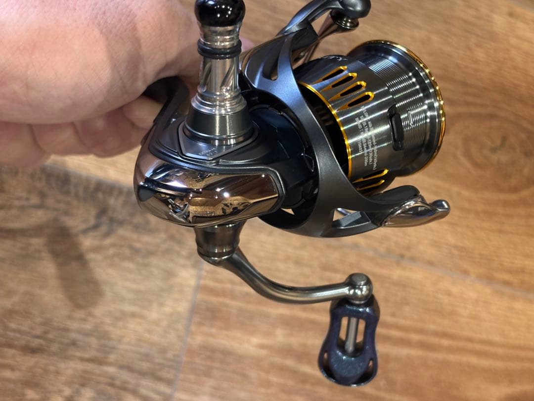 ☆超美品カスタム★DAIWA 23エアリティ LT2500S-XH
